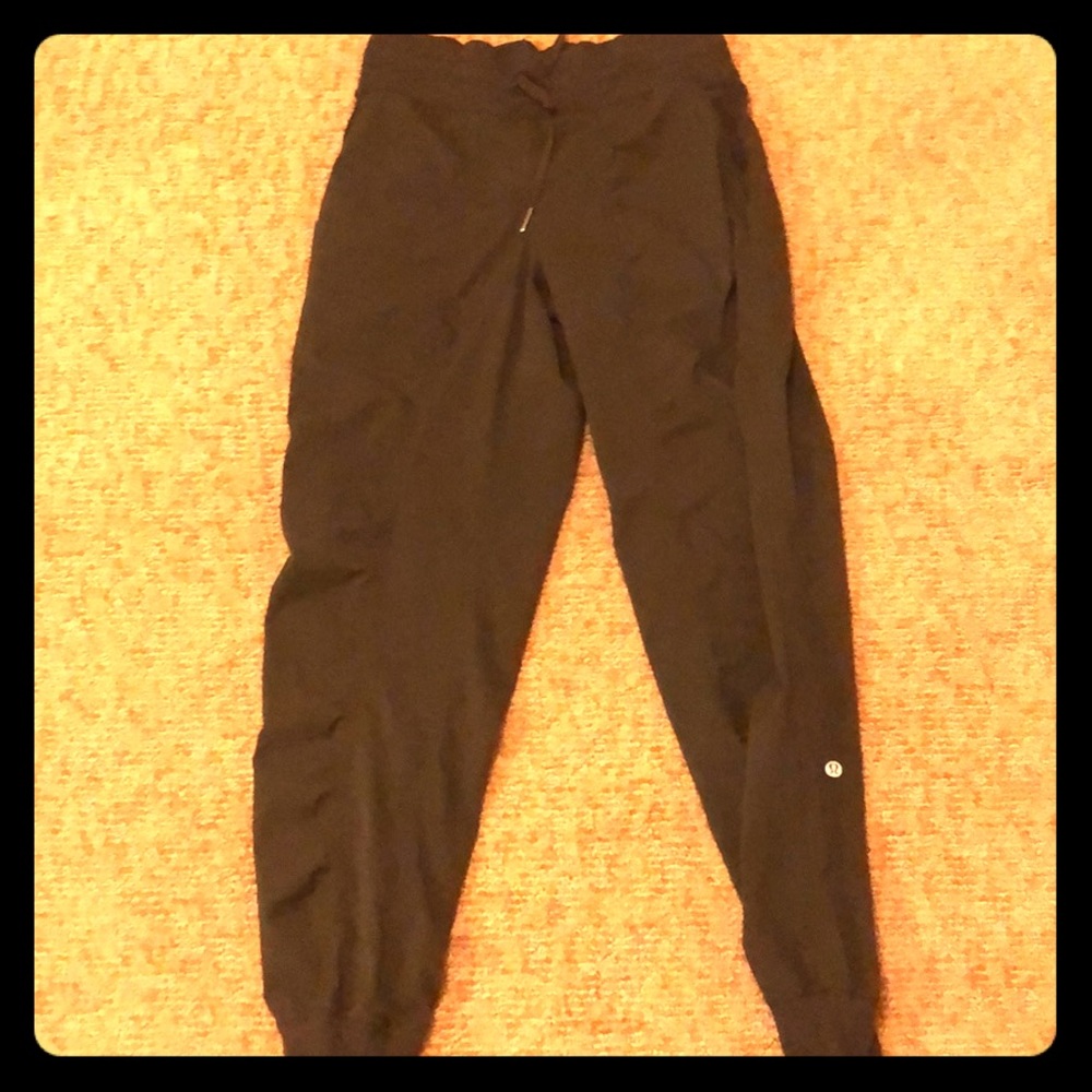 Lululemon dance studio joggers